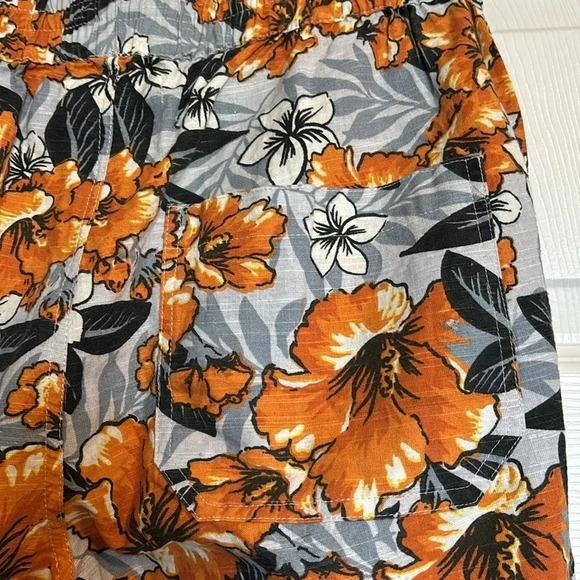 Urban Outfitters women’s gray floral tropical print jogger pants size small - Picture 8 of 11